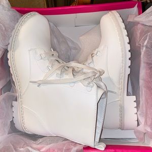 Brand new white combat boots from shoe dazzle